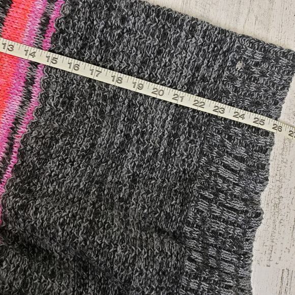 American Eagle Jegging Sweater Neon Snowflake Size Small - Picture 7 of 8